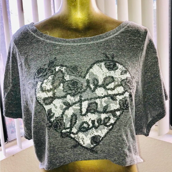 Cozy Slouchy LOVE to LOVE Appliqué LACE Heart Motif TOP Size Medium - Picture 10 of 14